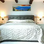 Nicla Apartment